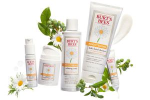 Brilla con luz propia con la nueva línea Brigthening de Burt’s Bees